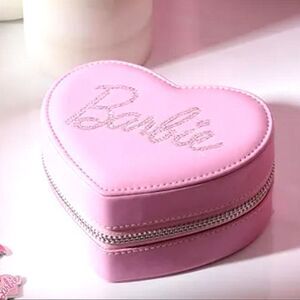 Barbie Heart-Shaped Zippered Jewelry Travel Case